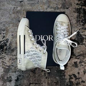 Dior b23 shoes are worn and 7/10 selling for $450 obo